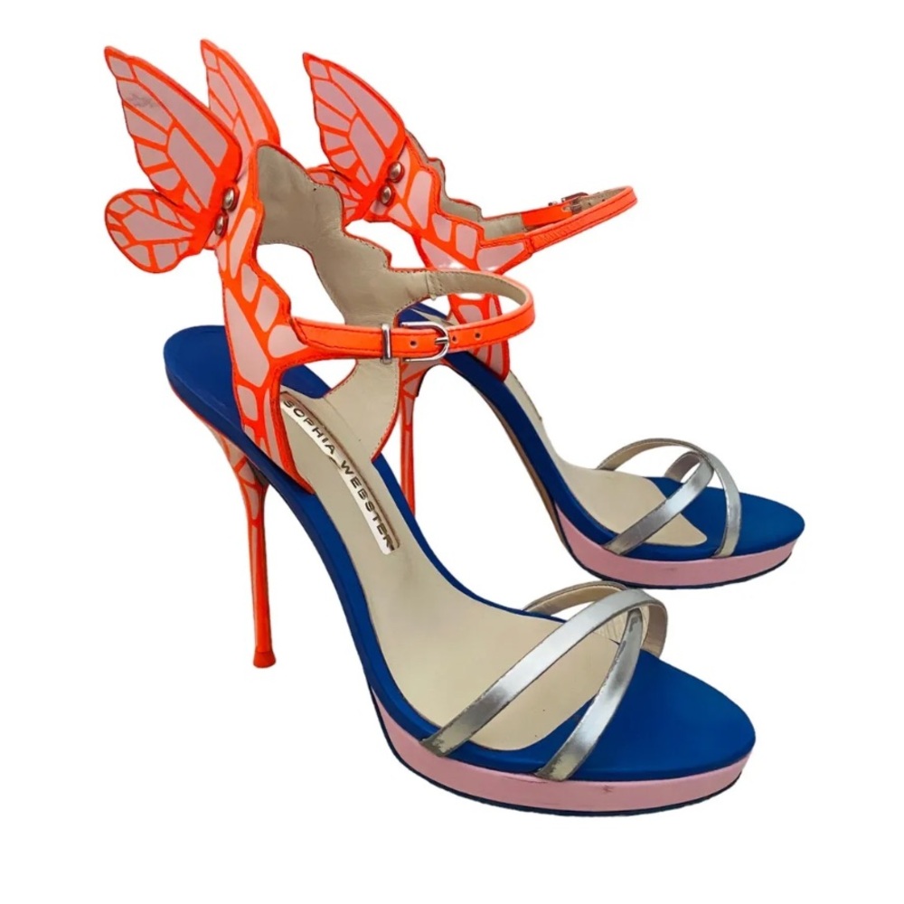 Sophia Webster
Chiara Butterfly Wing Ankle-Wrap Sandal
Pink/Silver